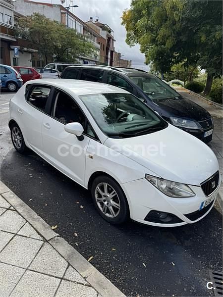 Blanco Usado 2010 Seat Ibiza SC Style Utilitario | 4900 € (Precio justo) - Imagen 1/3