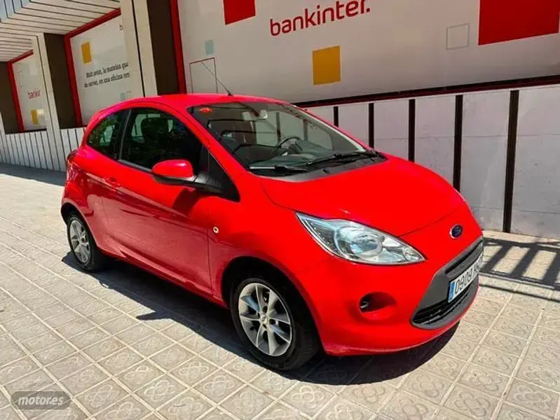 Usado Ford Ka 69 CV (50 kW) 2013 Rojo Utilitario