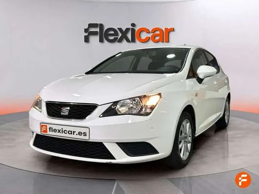 Usado Seat Ibiza CONNECT 75 CV (55 kW) 2017 Blanco Utilitario