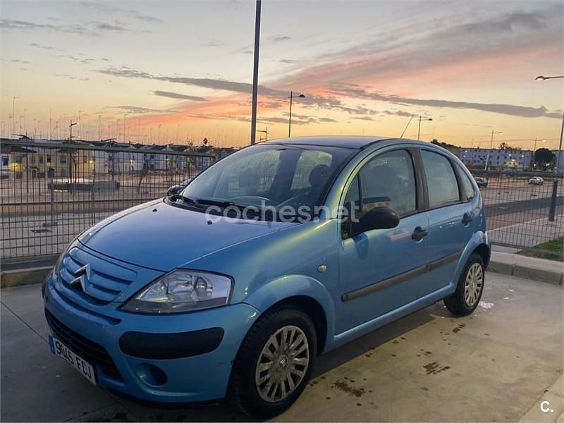 Usado Citroën C3 70 CV (51 kW) 2006 Azul Berlina