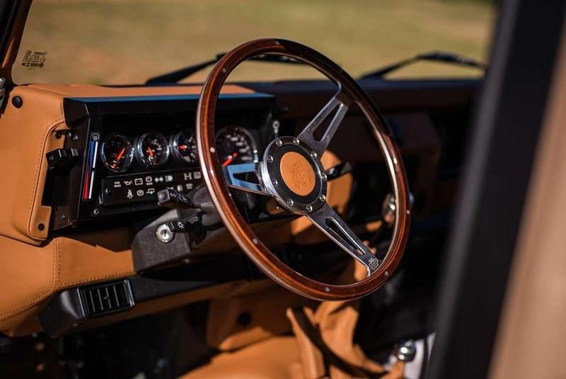 Usado Land Rover Defender 111 CV (81 kW) 1992 Verde Descapotable