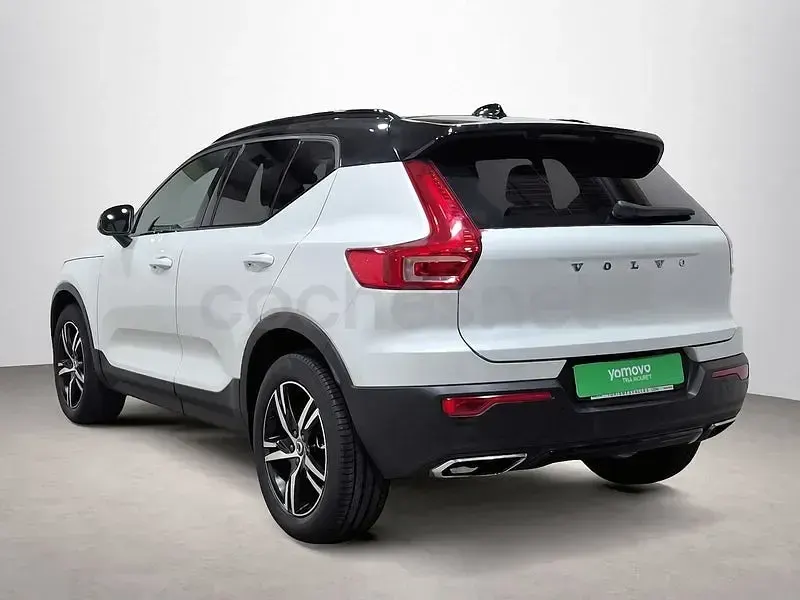 Usado Volvo XC40 R-Design 156 CV (114 kW) 2019 Blanco SUV