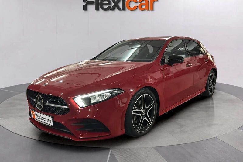 Usado Mercedes A180 110 CV (80 kW) 2018 Rojo Berlina