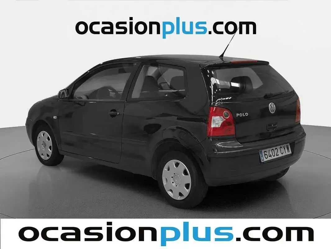 Usado VW Polo Match 64 CV (47 kW) 2004 Negro Utilitario