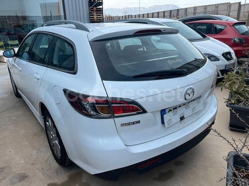 Usado Mazda 6 Style 129 CV (94 kW) 2012 Blanco Familiar