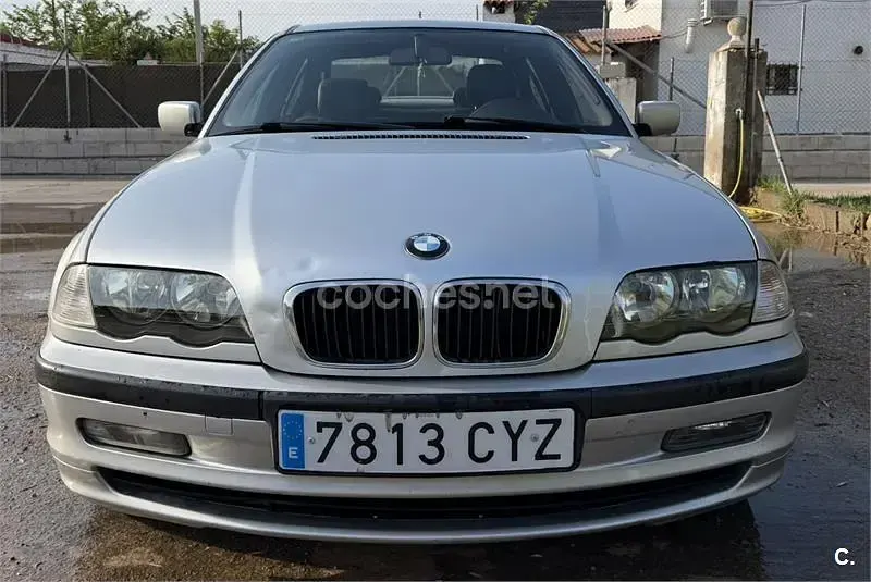 Usado BMW 320 150 CV (110 kW) 2004 Gris / plata Berlina