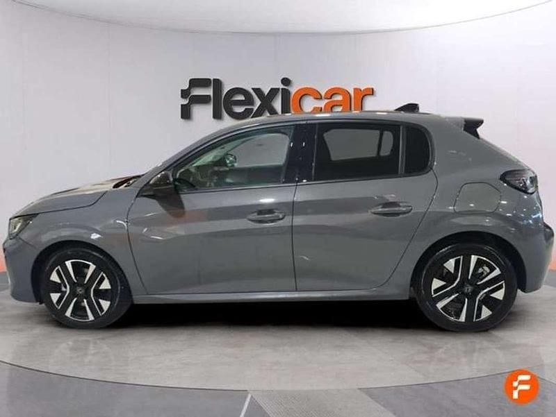 Usado Peugeot 208 Allure 101 CV (74 kW) 2025 Gris Utilitario