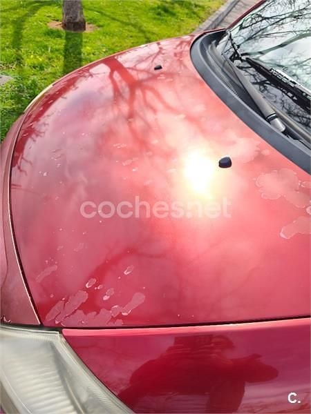 Usado Citroën C3 61 CV (44 kW) 2009 Rojo Berlina