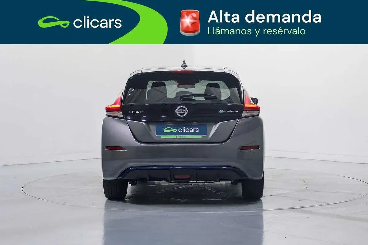 Usado Nissan Leaf N-Connecta 110 kW (150 CV) 2021 Gris Utilitario