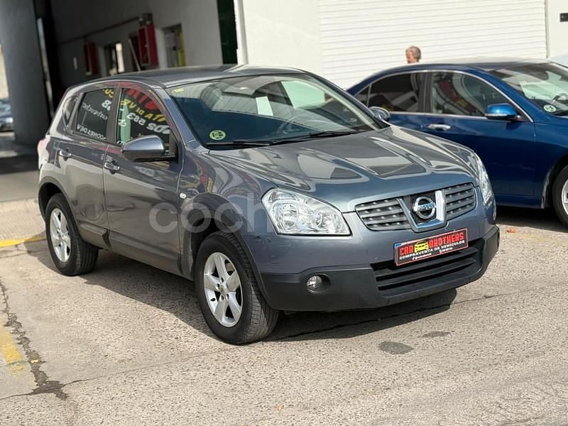 Usado Nissan Qashqai Tekna 106 CV (77 kW) 2007 Gris / plata SUV