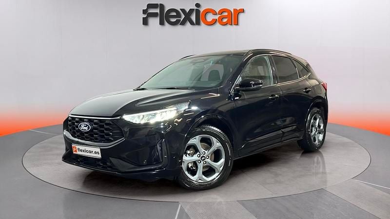 Usado Ford Kuga ST-Line 150 CV (110 kW) 2025 Negro SUV