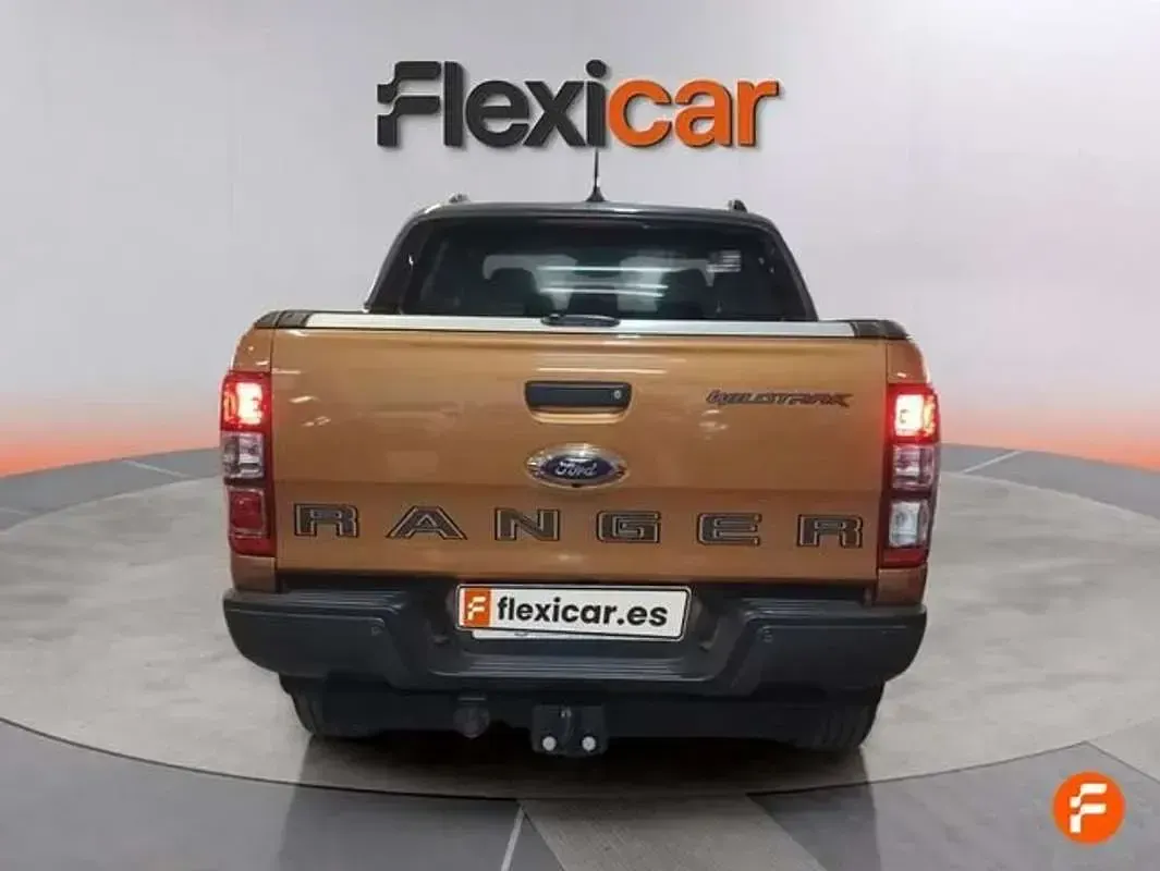 Usado Ford Ranger Wildtrack 213 CV (156 kW) 2019 Naranja Pickup/Camioneta