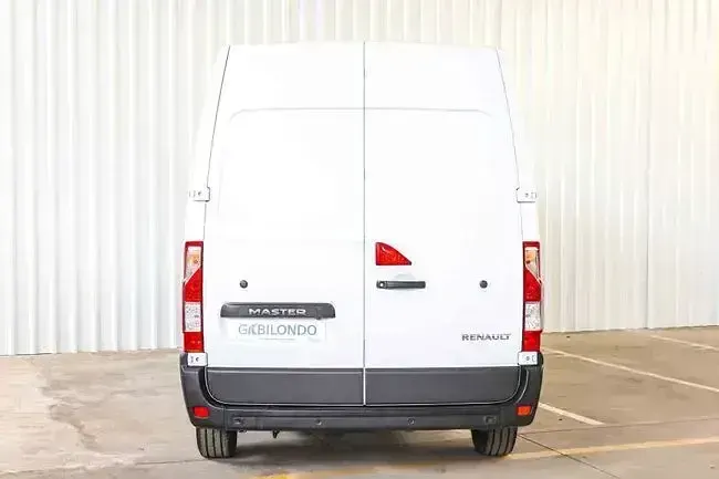 Usado Renault Master 165 CV (121 kW) 2024 Blanco Monovolumen