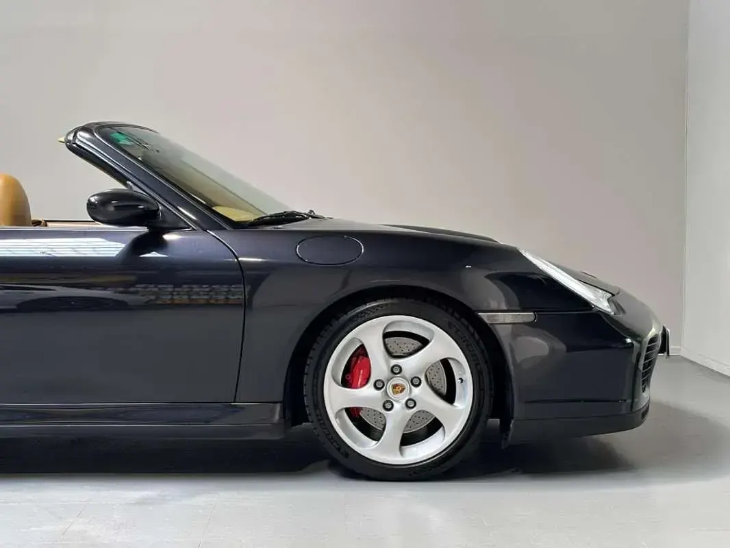 Usado Porsche 911 Carrera 4S Cabriolet 320 CV (235 kW) 2005 Negro Descapotable