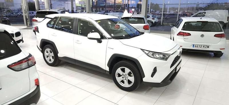 Usado Toyota RAV4 Hybrid Business Edition 222 CV (163 kW) 2020 Blanco SUV