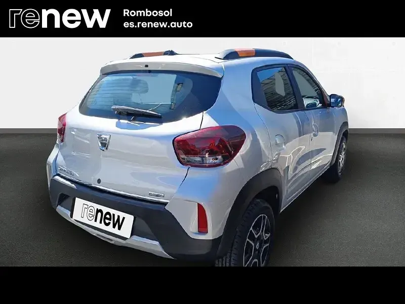 Usado Dacia Spring Comfort Plus 33 kW (45 CV) 2022 Blanco Utilitario