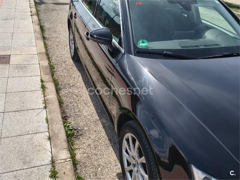 Usado Audi A4 Advanced Plus 150 CV (110 kW) 2017 Negro Familiar