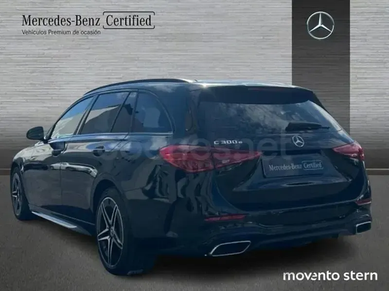Usado Mercedes C300e 313 CV (230 kW) 2024 Negro Familiar