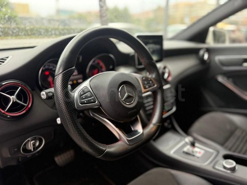 Usado Mercedes CLA45 AMG Shooting Brake AMG 360 CV (264 kW) 2015 Blanco Familiar