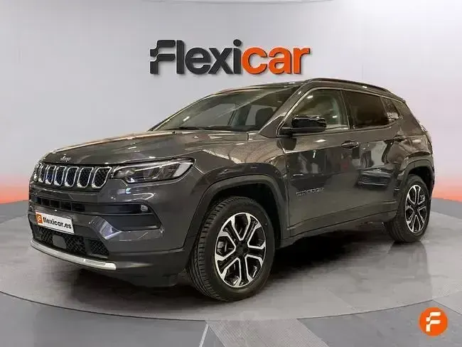 Usado Jeep Compass Limited 190 CV (139 kW) 2023 Gris SUV