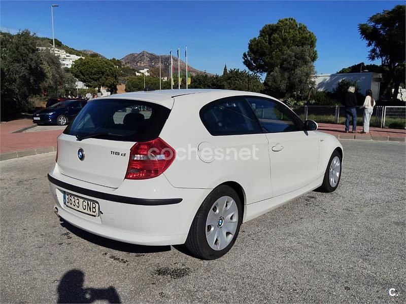 Usado BMW 116 115 CV (84 kW) 2009 Blanco Utilitario