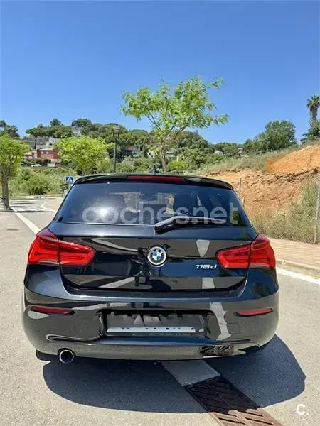 Usado BMW 116 Efficient Dynamics 116 CV (85 kW) 2017 Negro Utilitario