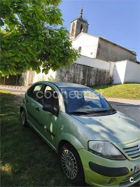 Usado Citroën C3 70 CV (51 kW) 2003 Verde Berlina