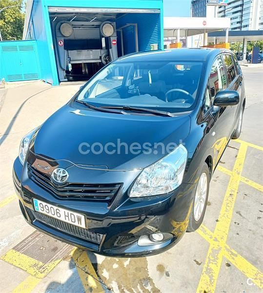 Negro Usado 2011 Toyota Verso Active Monovolumen | 10.650 € (Precio justo) - Imagen 1/4