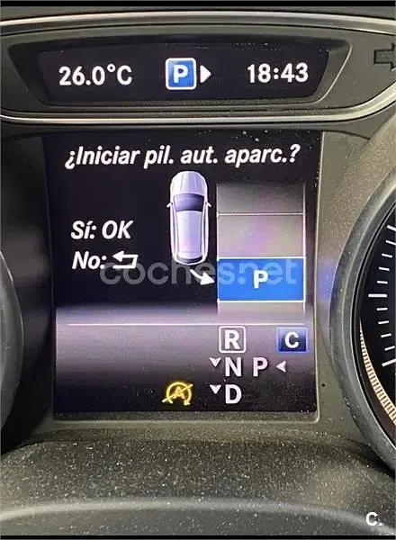 Usado Mercedes CLA200 Shooting Brake 136 CV (100 kW) 2019 Negro Familiar