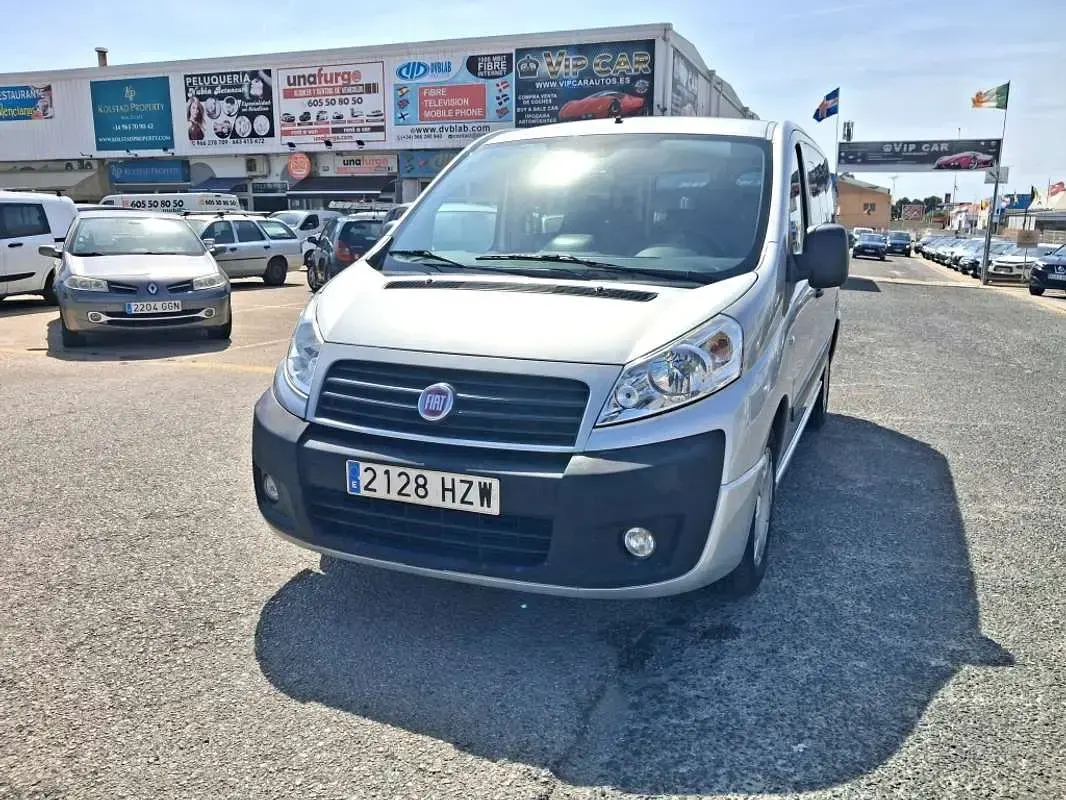 Usado Fiat Scudo Comfort 128 CV (94 kW) 2014 Plateado Van
