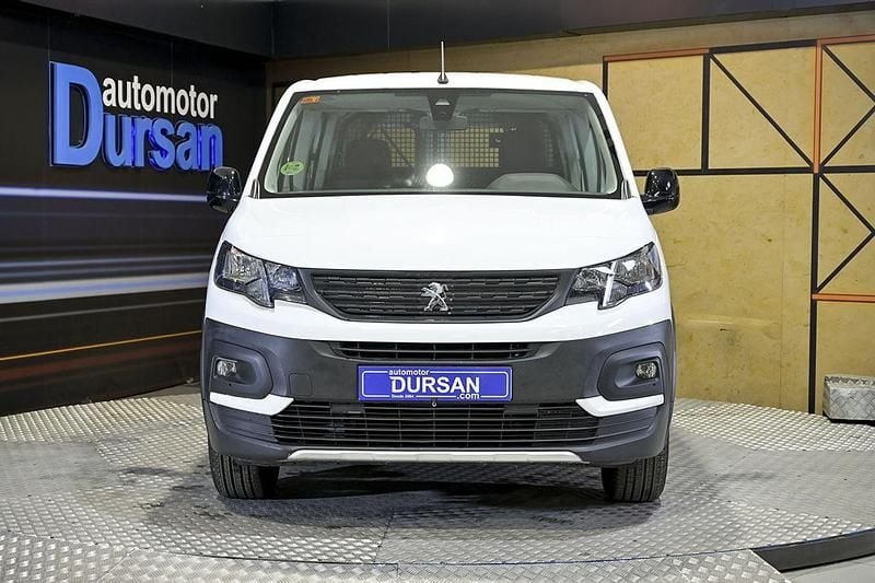 Usado Peugeot Rifter Business-Line 100 CV (73 kW) 2023 Blanco Monovolumen