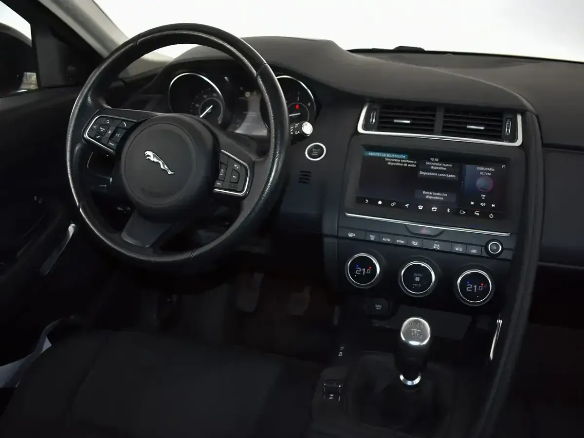 Usado Jaguar E-Pace S 180 CV (132 kW) 2018 Rojo SUV