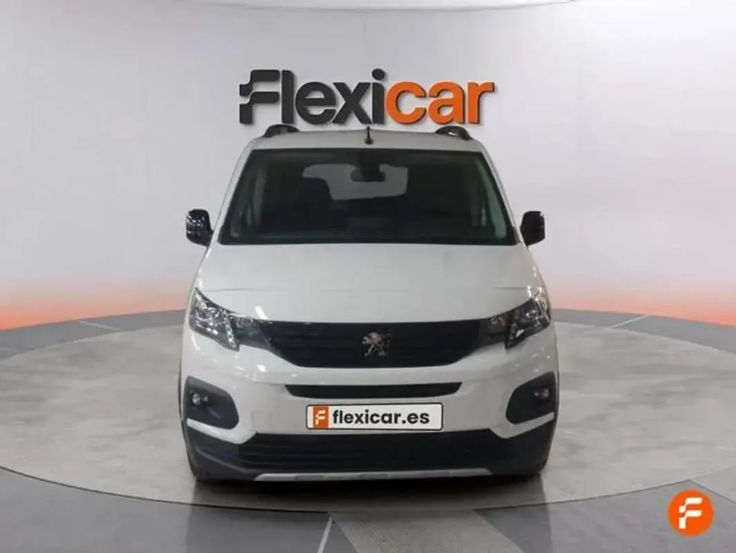 Usado Peugeot Rifter Active 102 CV (75 kW) 2023 Blanco Monovolumen