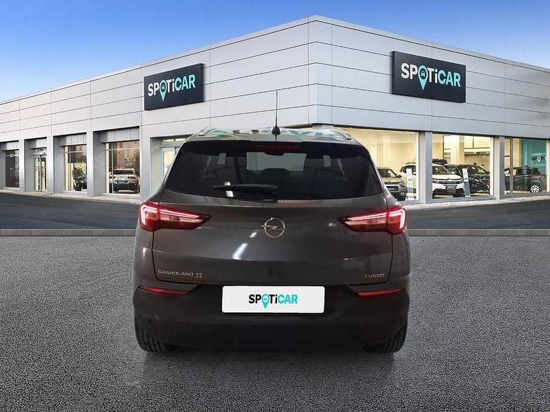 Usado Opel Grandland X Selective 130 CV (95 kW) 2018 Gris SUV