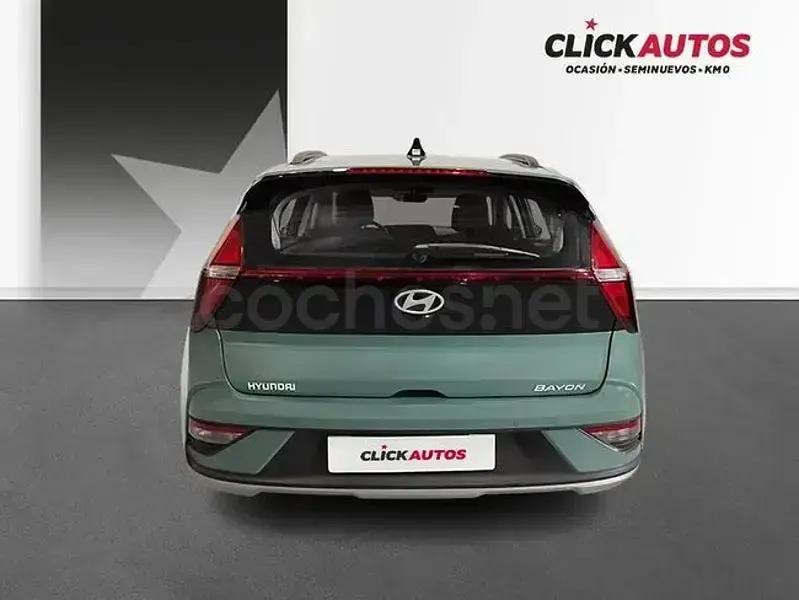 Usado Hyundai Bayon 84 CV (61 kW) 2024 Verde SUV