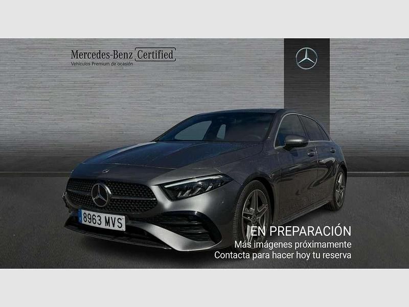 Usado Mercedes A180 136 CV (100 kW) 2024 Berlina