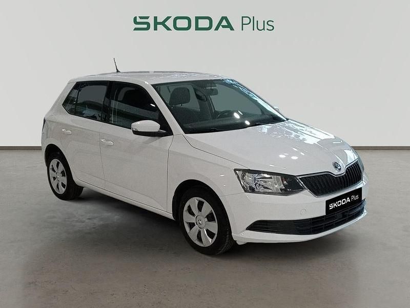 Usado Skoda Fabia Ambition 75 CV (55 kW) 2016 Blanco Utilitario