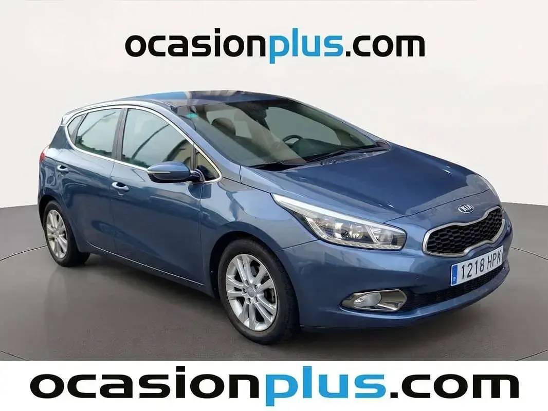 Usado Kia Ceed 90 CV (66 kW) 2013 Azul Utilitario