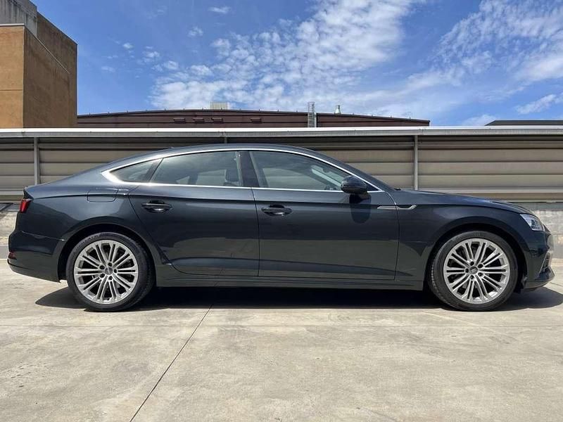 Usado Audi A5 Sportback Ambiente 170 CV (125 kW) 2020 Negro Utilitario