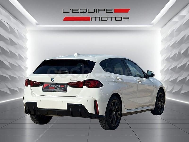 Usado BMW 120 Comfort Edition 190 CV (139 kW) 2024 Blanco Utilitario