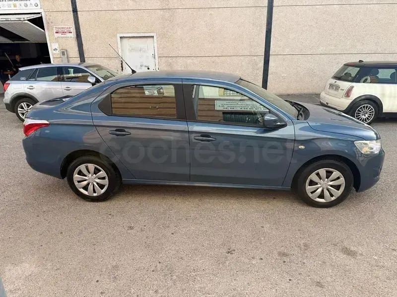 Usado Citroën C-Elysee I Seduction 100 CV (73 kW) 2016 Azul Berlina