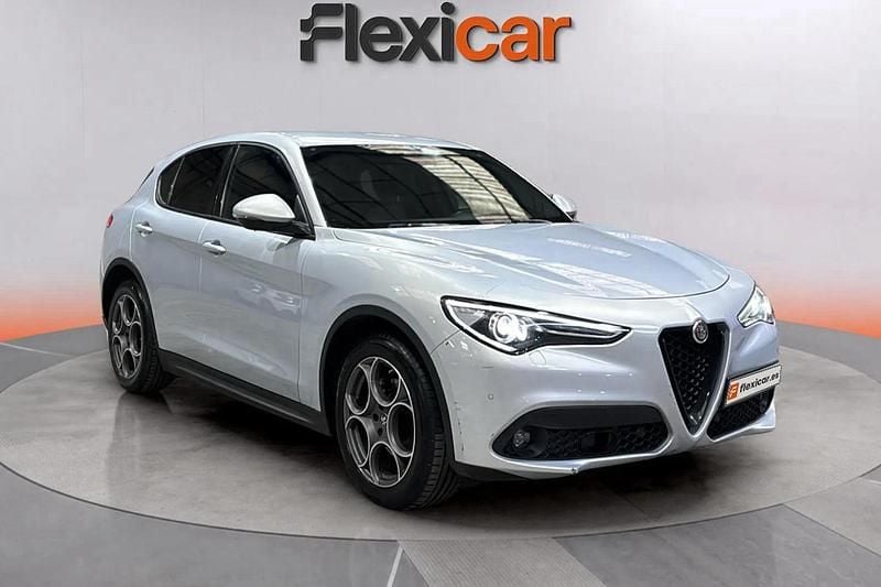 Gris Usado 2022 Alfa Romeo Stelvio Sprint SUV | 23.990 € (Precio justo) - Imagen 1/4