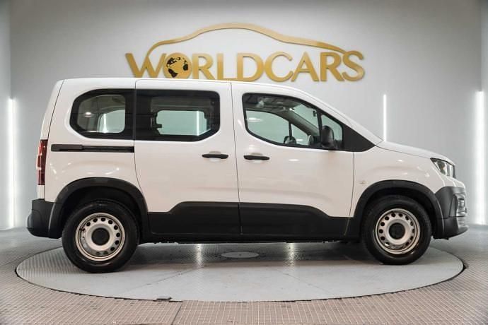 Usado Peugeot Rifter Business-Line 102 CV (75 kW) 2023 Monovolumen