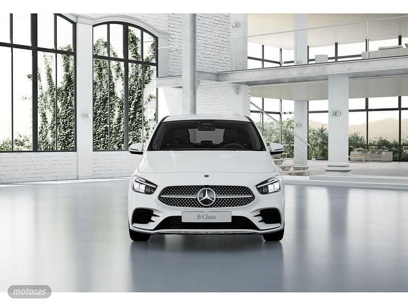 Usado Mercedes B250e 217 CV (159 kW) 2025 Blanco Monovolumen
