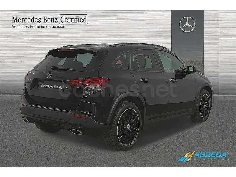 Usado Mercedes GLA200 150 CV (110 kW) 2023 Negro SUV