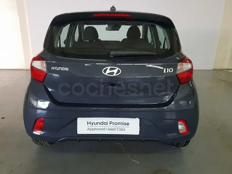 Nuevo Hyundai i10 63 CV (46 kW) 2025 Gris / plata Utilitario