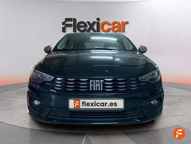 Usado Fiat Tipo Cross 130 CV (95 kW) 2023 Verde
