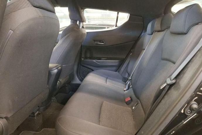 Usado Toyota C-HR Advance 122 CV (89 kW) 2019 Negro SUV