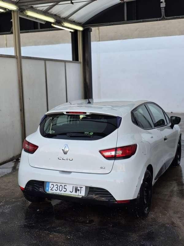 Usado Renault Clio IV Business 75 CV (55 kW) 2017 Blanco Utilitario