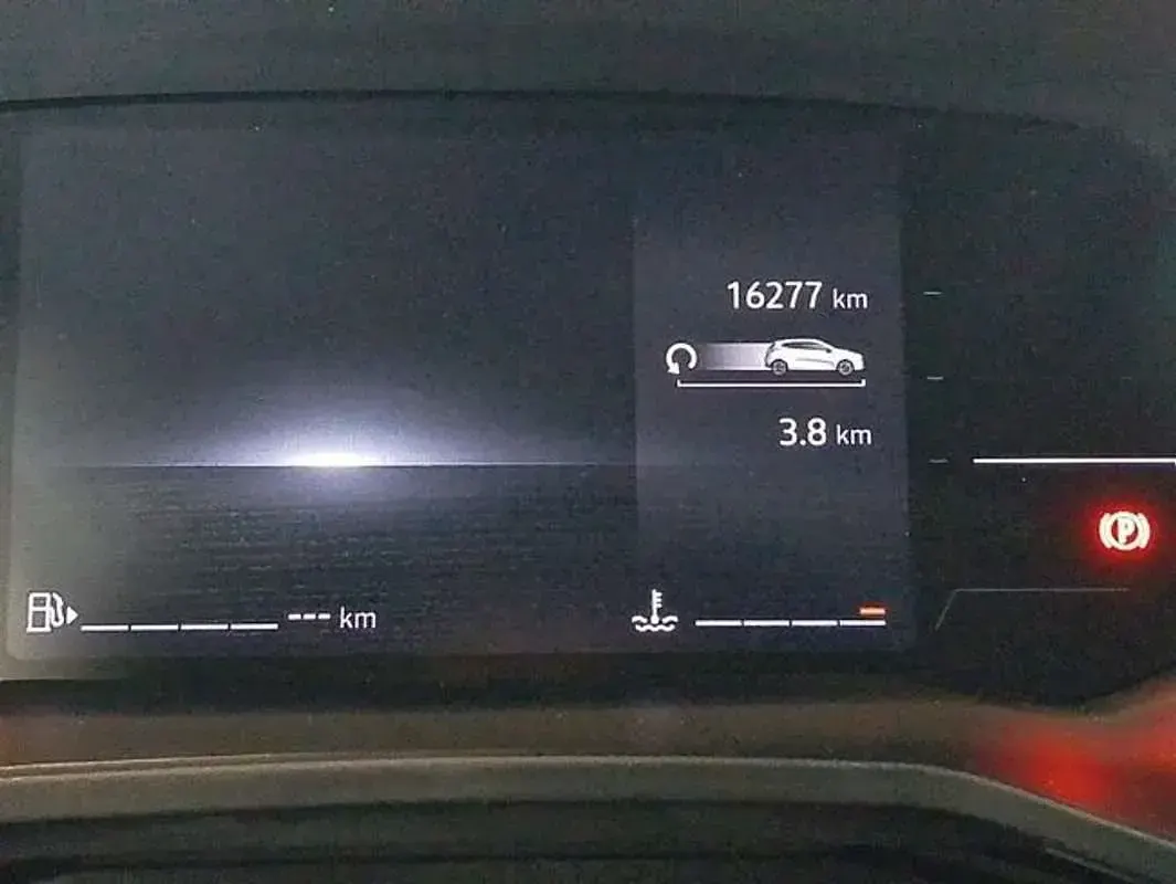 Usado Renault Clio Evolution 101 CV (74 kW) 2025 Azul Utilitario